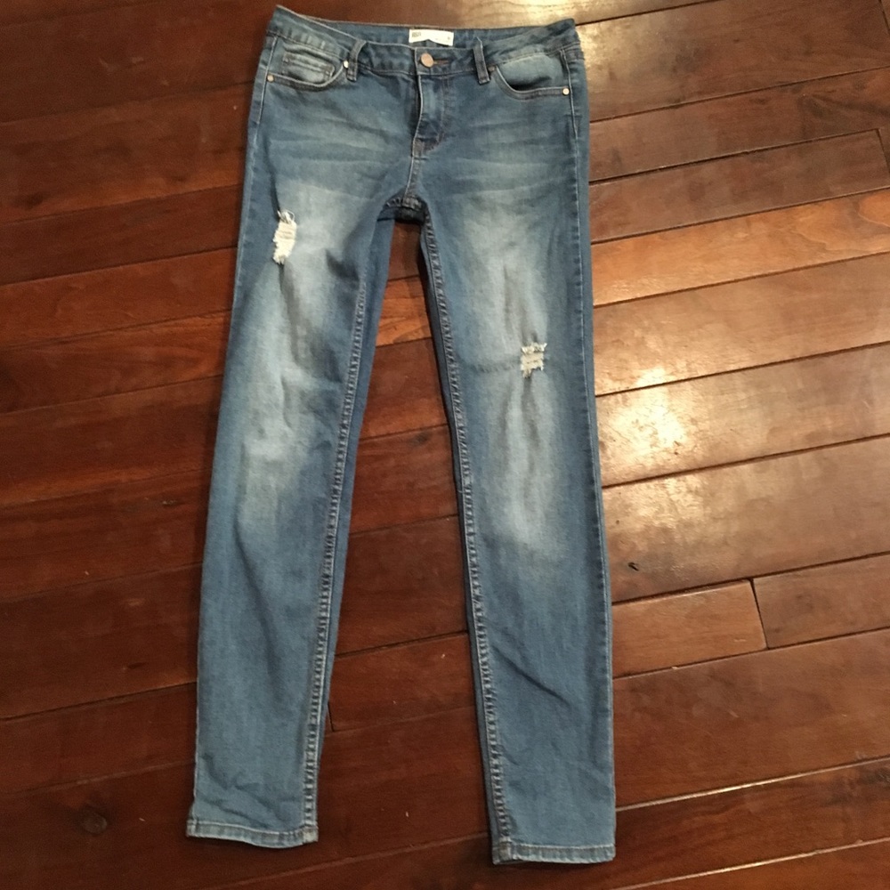 Dark wash skinny jeans